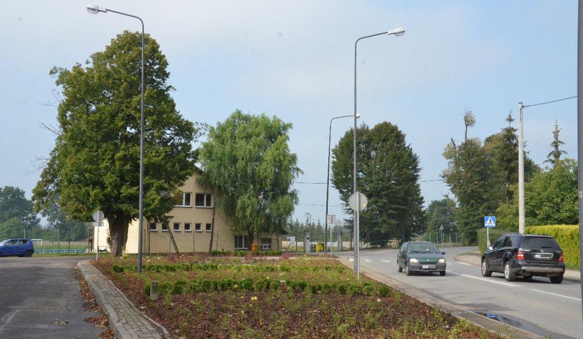 Koniec prac na skwerze przy stadionie w Koźlu. W kolejce są już kolejne inwestycje. ZDJĘCIA