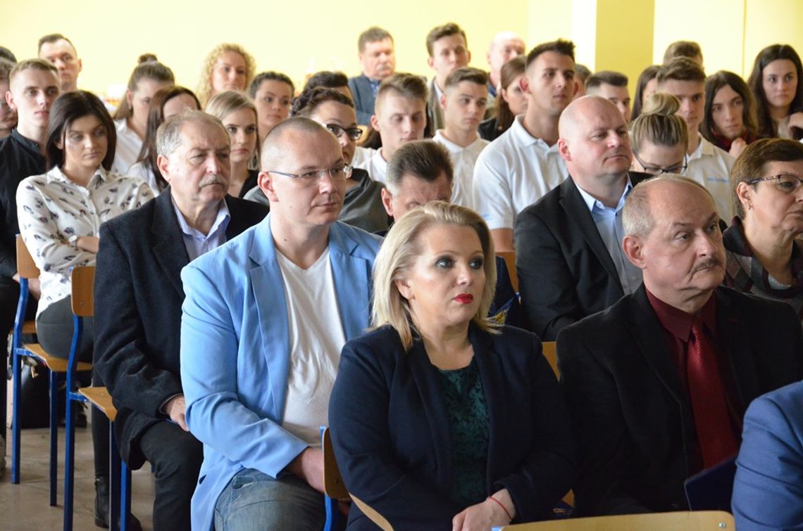 Kształcenie zawodowe wróciło do łask. Piąta konferencja pracodawców w "Budowlance". ZDJĘCIA