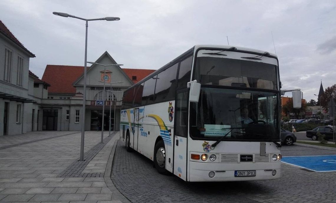 Kupili bilety na pociąg, pojechali autobusem. Problemy pasażerów Polregio