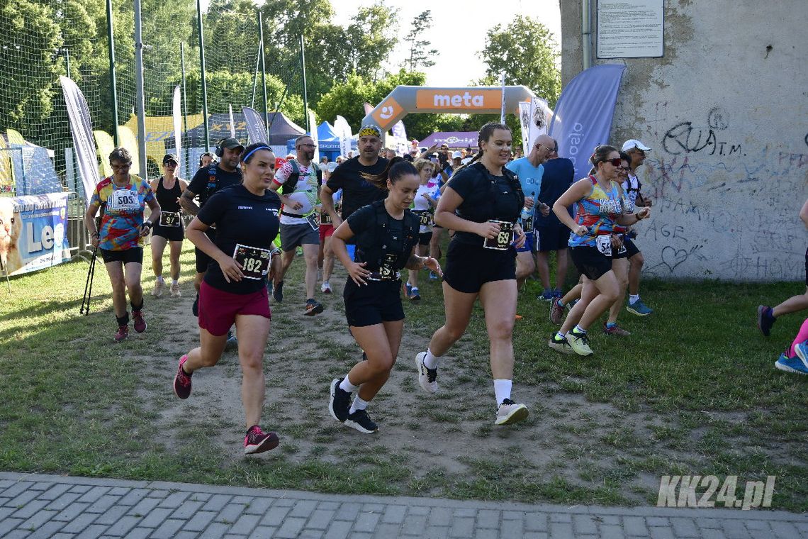 Leśne ścieżki zdobyte! Biegacze z Kędzierzyna-Koźla pokonali „Grubą Dychę” Leśne ścieżki zdobyte! Biegacze z Kędzierzyna-Koźla pokonali „Grubą Dychę”