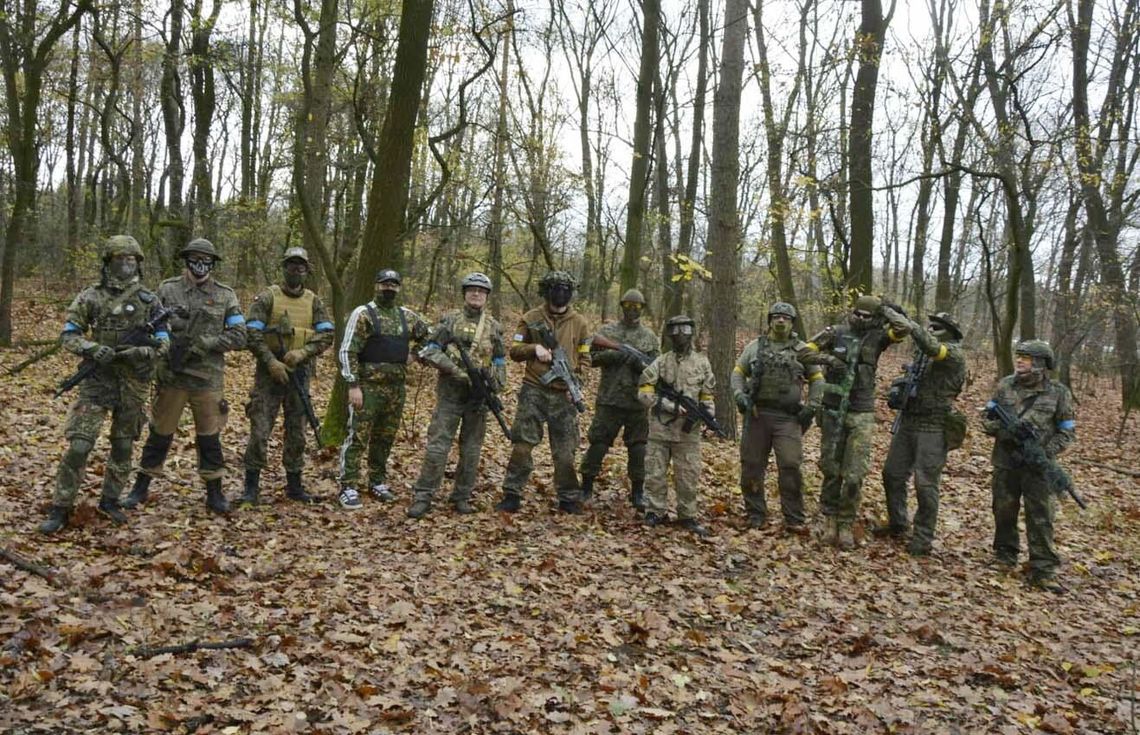 Leśne starcia, taktyka i adrenalina – tak wygląda Air Soft Gun w Kędzierzynie-Koźlu
