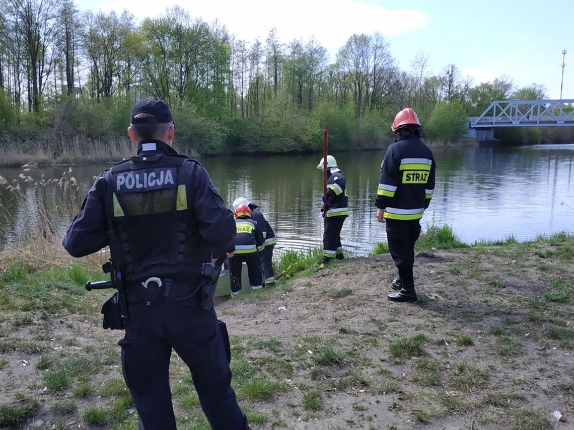 Makabryczne odkrycie w Kanale Gliwickim. Wędkarze natrafili na zwłoki. Służby na miejscu