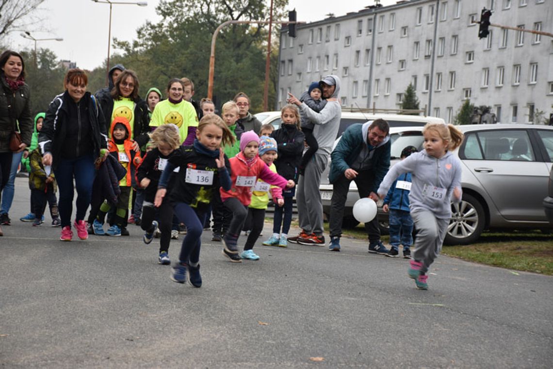 Mali biegacze rywalizowali przed XVI Maratonem Odrzańskim. ZDJĘCIA