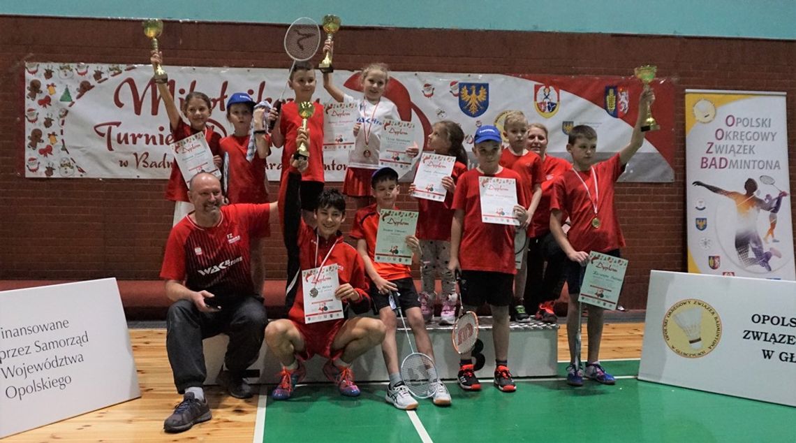 Medalowe żniwo badmintonistów MMKS. Kędzierzynianie błysnęli na Opolskim Turnieju Mikołajkowym