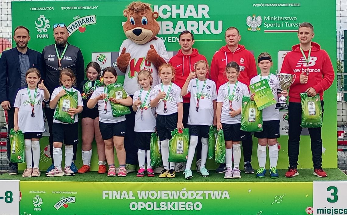 Medalowe żniwo "Dziewiątki" w Pucharze Tymbarku. Aż trzy zespoły stanęły na podium