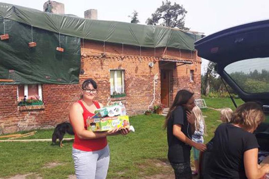 Mieszkańcy Kędzierzyna-Koźla pomagają ofiarom nawałnicy. Trwa zbiórka darów rzeczowych