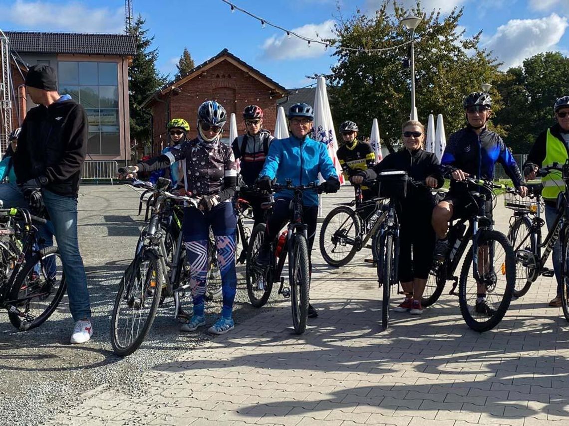 Mieszkańcy Kędzierzyna-Koźla wyruszyli na kolejną wycieczkę rowerową. Przejechali ponad 40 kilometrów i zobaczyli dużo ciekawych miejsc