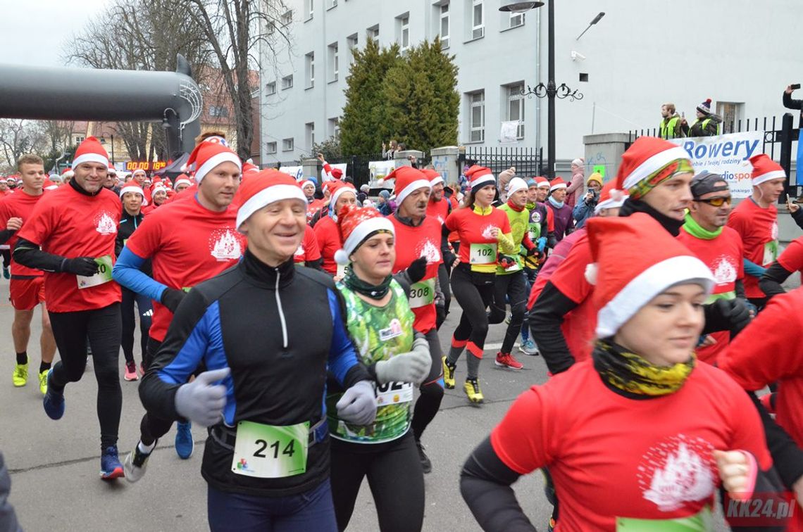 Mikołaje znów opanują ulice Kędzierzyna-Koźla. W niedzielę dziewiąta edycja świątecznego biegu