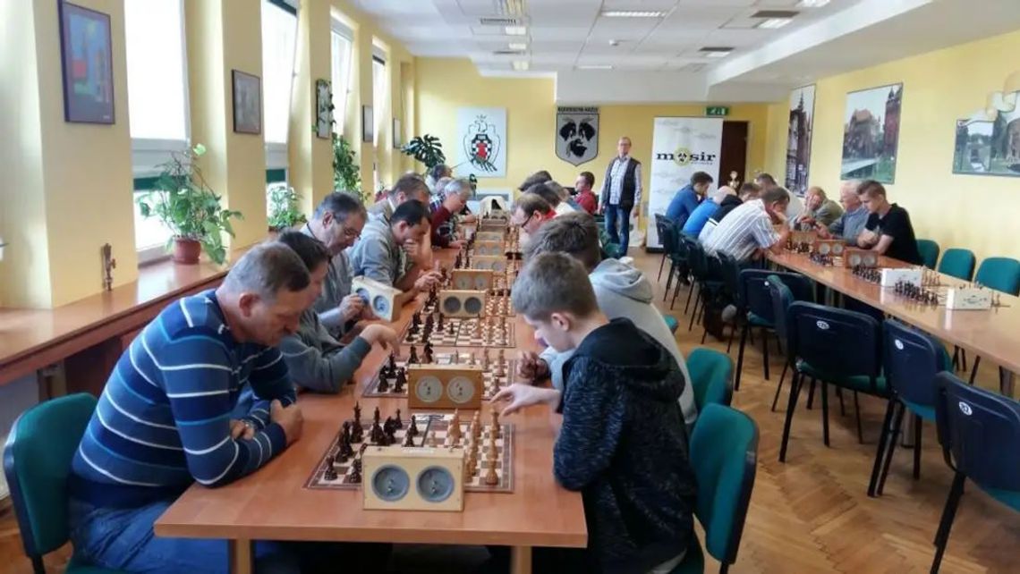 Miłośnicy szachów szybkich będą rywalizować w hali Śródmieście. Trwają zapisy do mistrzostw miasta