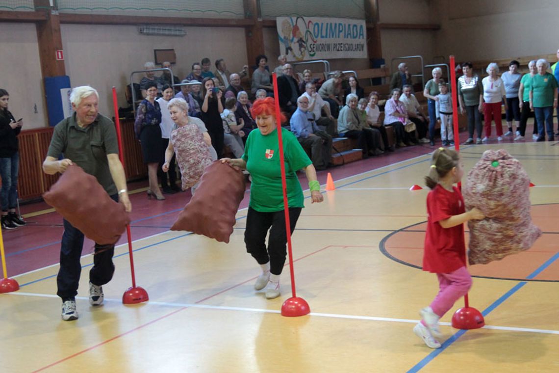 Młodość kontra doświadczenie. XV Olimpiada Seniorów i Przedszkolaków