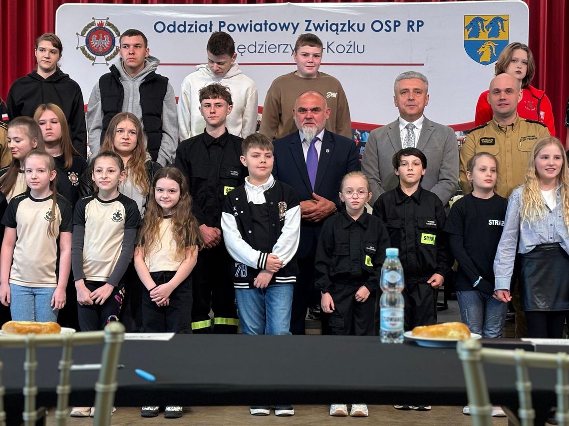 Młodzi druhowie rywalizowali na wiedzę. Powiatowy turniej "Młodzież Zapobiega Pożarom". ZDJĘCIA Młodzi druhowie rywalizowali na wiedzę. Powiatowy turniej "Młodzież Zapobiega Pożarom". ZDJĘCIA