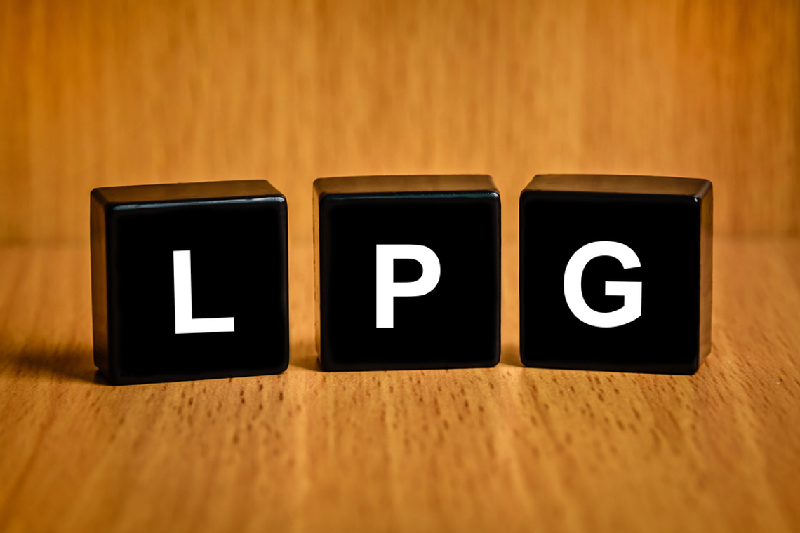 Montaż instalacji LPG to świetny sposób na zmniejszenie kosztów eksploatacyjnych generowanych przez samochód. Decydując się na taki krok, należy jednak pamiętać, że jest to poważna inwestycja. Dlatego warto poznać na ten temat jak najwięcej szczegółów. Co trzeba wiedzieć przed montażem? Oto garść pr