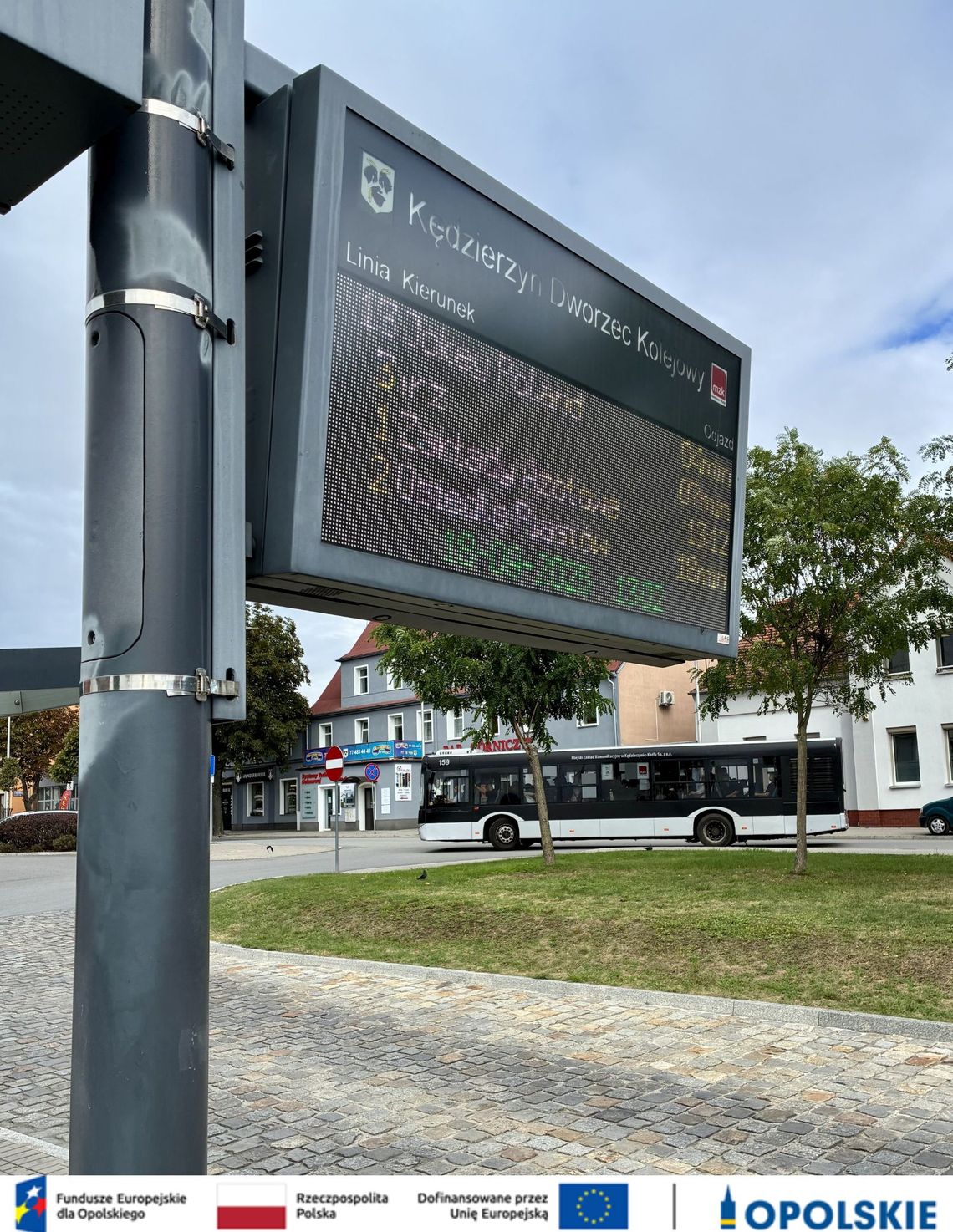 Nowe tablice elektroniczne na przystankach w Kędzierzynie-Koźlu. Pojawią się w ośmiu lokalizacjach