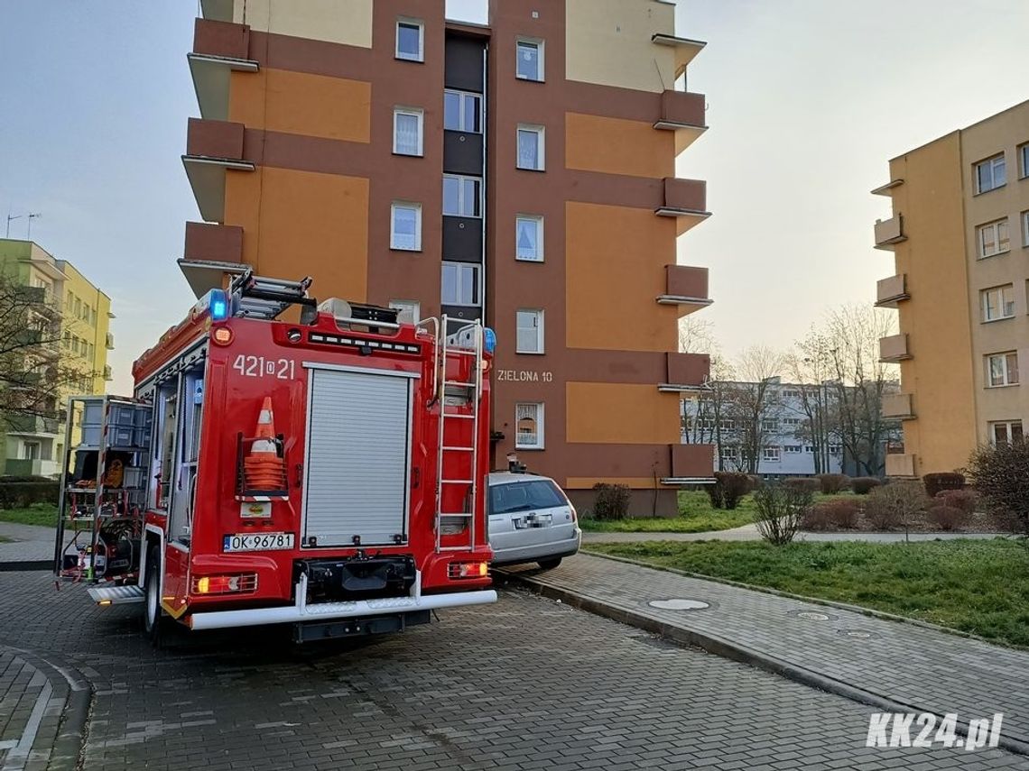 Na ratunek było za późno. Strażacy otwierali mieszkanie na Pogorzelcu