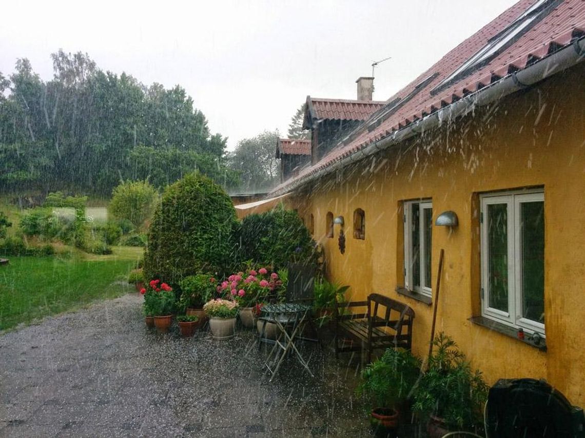 Nad nasz region nadciągają burze. Możliwy grad. Ostrzeżenie meteorologiczne