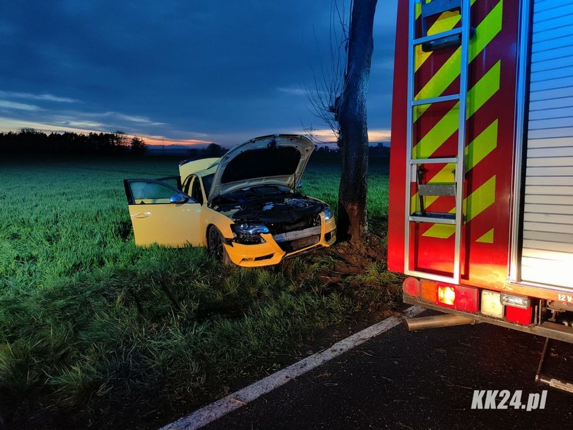 Nadmierna prędkość wstępną przyczyną wczorajszego wypadku. Troje młodych osób trafiło do szpitala