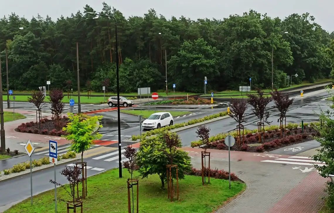 Najwyższy stopień ostrzeżenia pogodowego. Zapowiadany silny deszcz, burze i możliwy grad