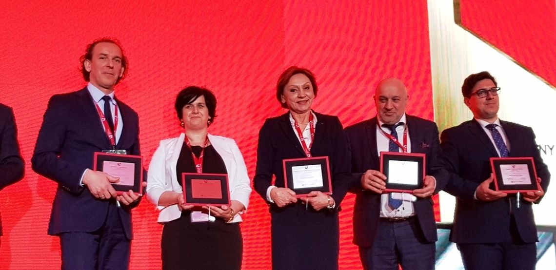 Nasz powiat nagrodzony za innowacyjność przez Polską Agencję Prasową. Uroczystość w ministerstwie