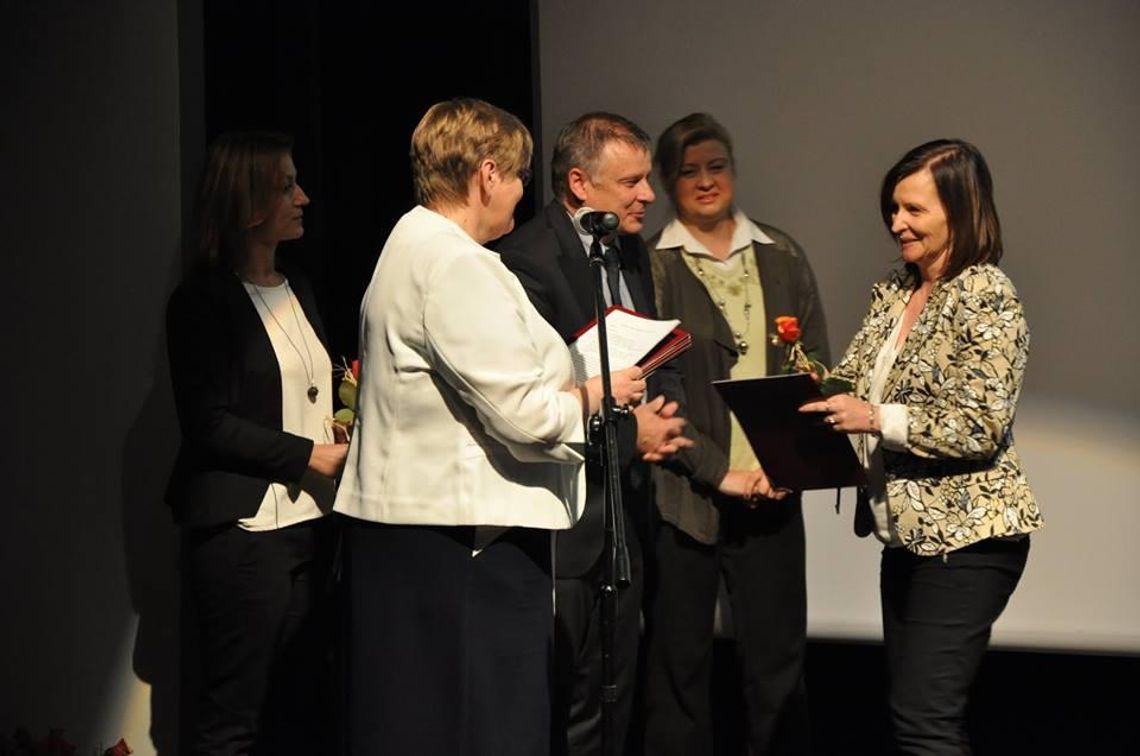 Nauczyciele świętowali. Nagrody prezydenta miasta dla najbardziej zaangażowanych. ZDJĘCIA