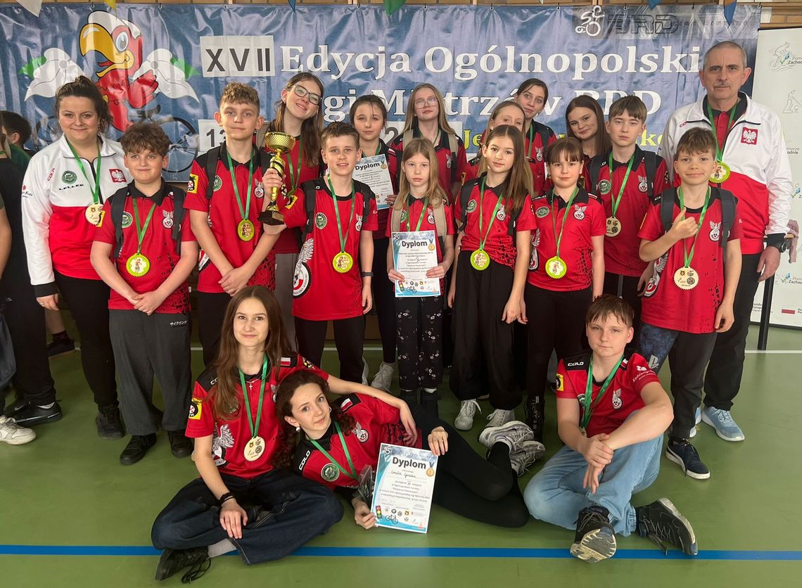 Nie tylko pedałowali, ale zdeklasowali rywali – wielki sukces młodych rowerzystów z Kędzierzyna- Koźla Nie tylko pedałowali, ale zdeklasowali rywali – wielki sukces młodych rowerzystów z Kędzierzyna- Koźla