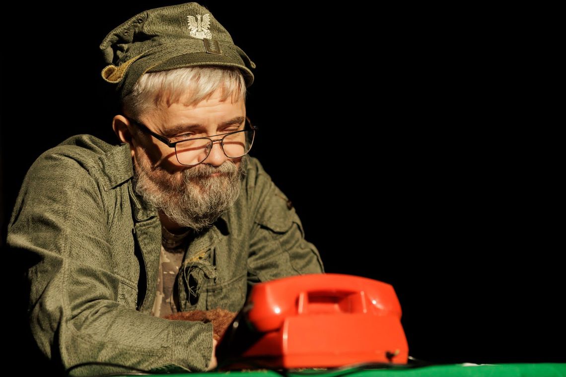 „Niedźwiedź” w Kędzierzynie-Koźlu. Spektakl, który zdobył uznanie na festiwalach „Niedźwiedź” w Kędzierzynie-Koźlu. Spektakl, który zdobył uznanie na festiwalach