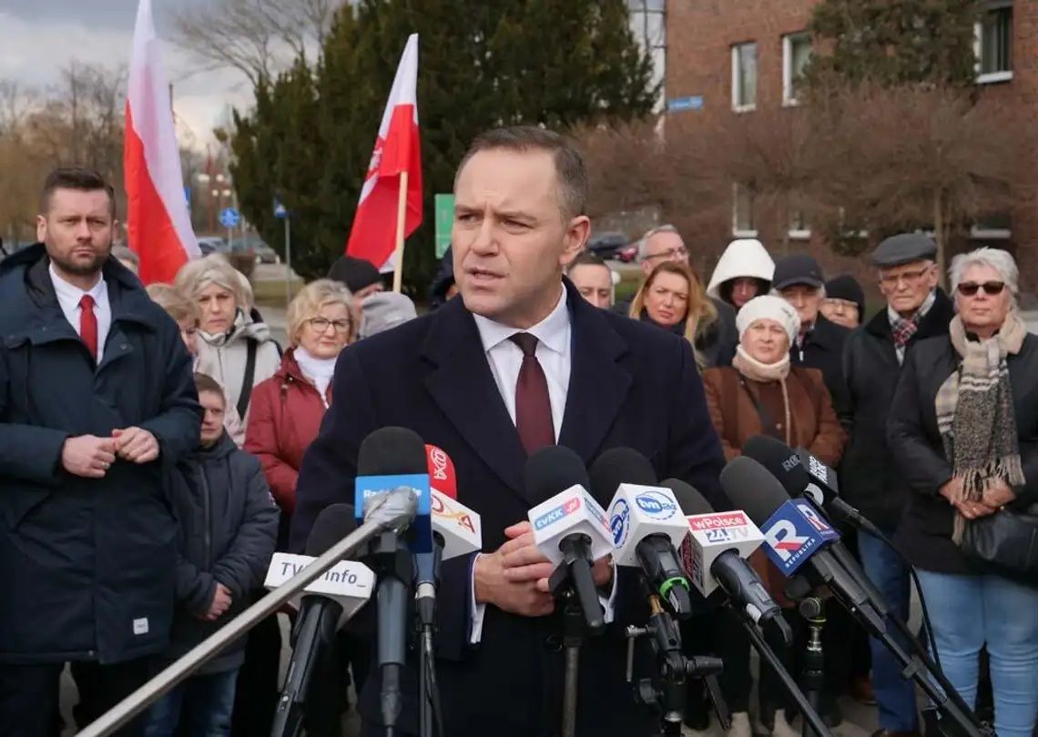 Niespodziewana zmiana! Karol Nawrocki na prowadzeniu w sondażu late poll