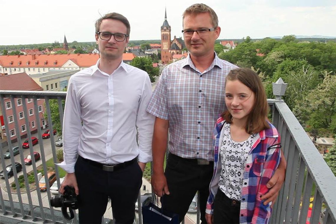 Niewielu tu było. Wchodzimy na wieżę starostwa powiatowego w Kędzierzynie-Koźlu. WIDEO