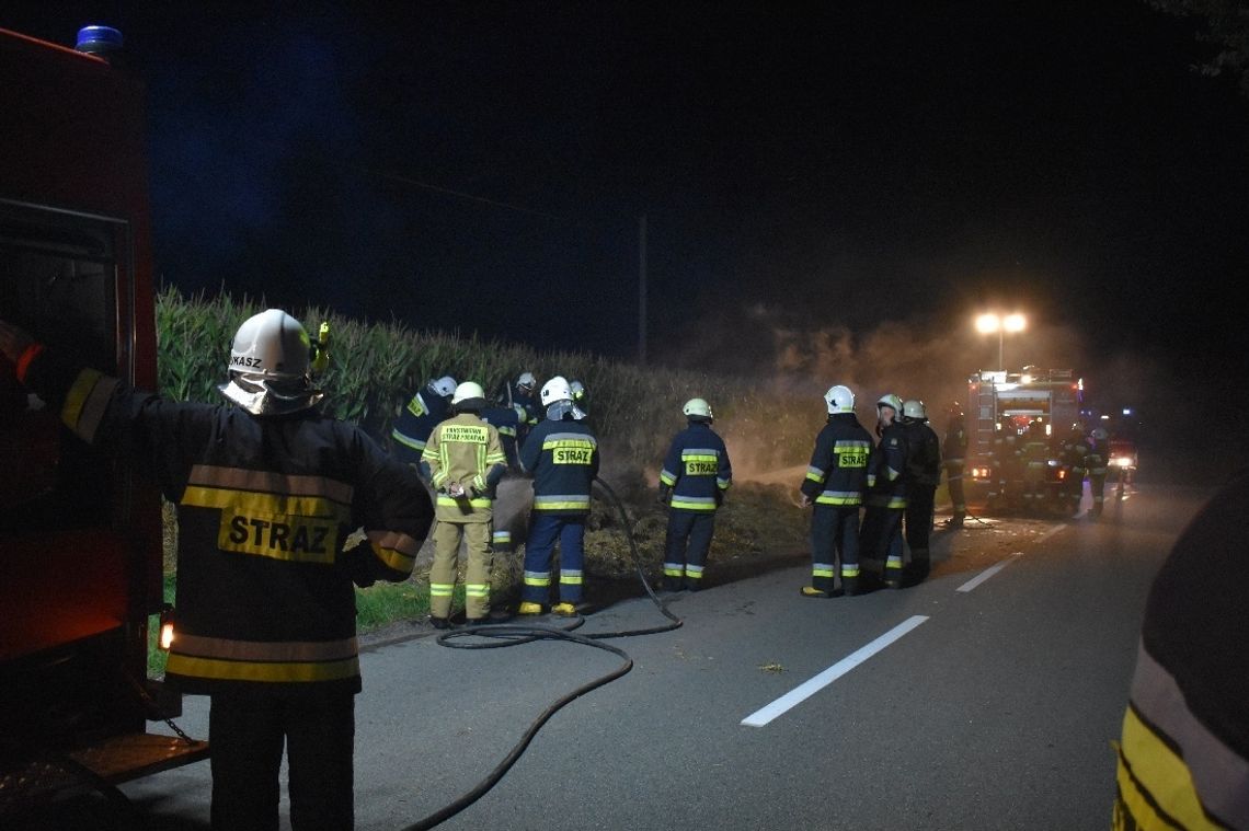 Nocny pożar słomy w Gościęcinie. Mogło dojść do podpalenia