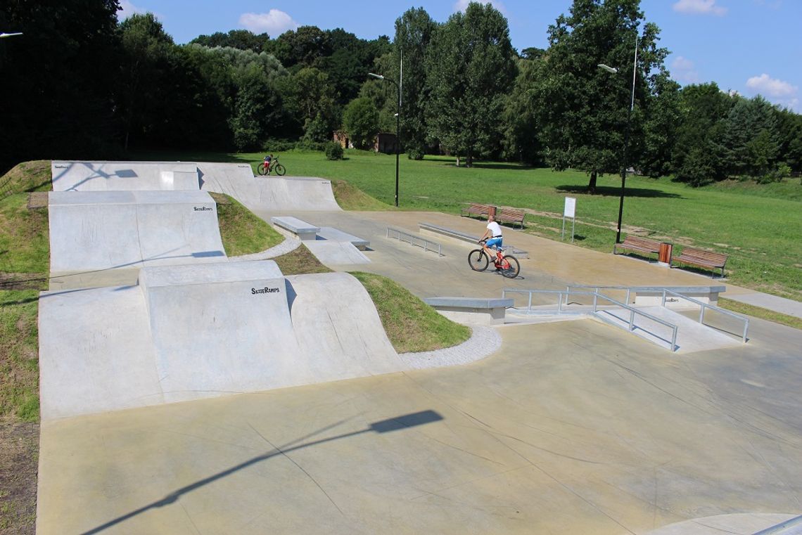 Nowy skatepark przy Orliku gotowy! Niebawem odbędą się na nim pierwsze zawody [ZDJĘCIA]