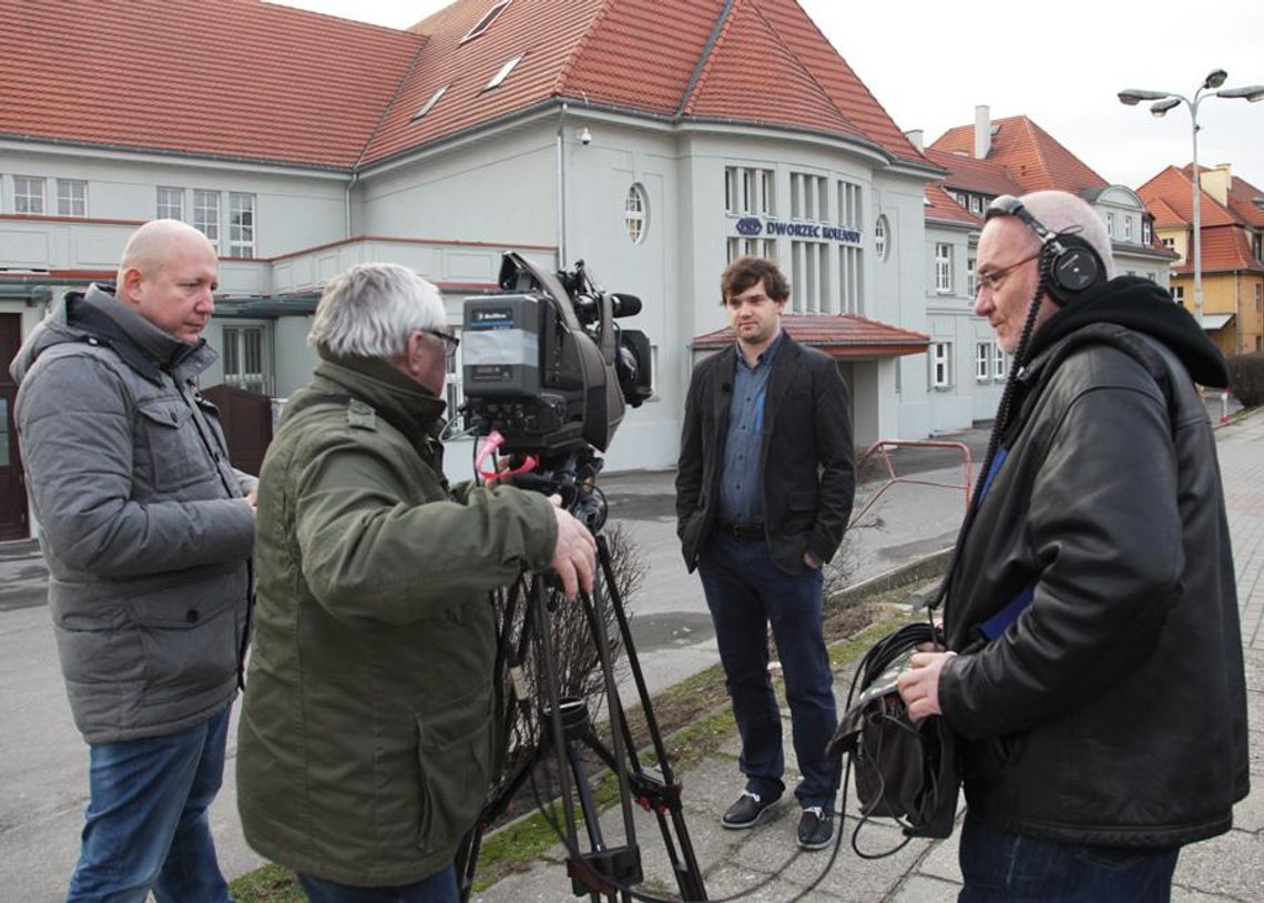 O krewkim taksówkarzu z Kędzierzyna-Koźla głośno już w całej Polsce. Dzisiaj materiał kręcił Polsat