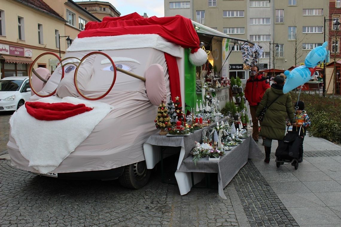 Od piątku trzydniowy jarmark świąteczny na kozielskim rynku. Kiermasz, koncerty i kolędowanie