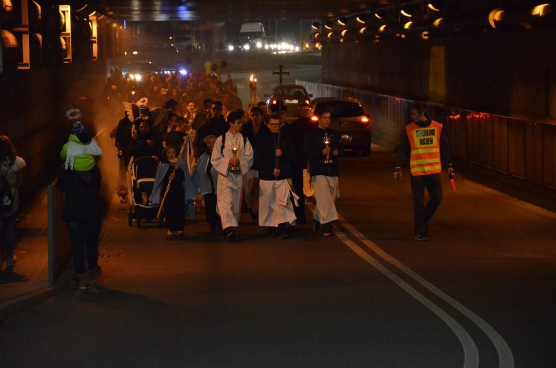 Orszak Wszystkich Świętych w Kędzierzynie-Koźlu. Wierni przejdą trasę z Pogorzelca do Śródmieścia