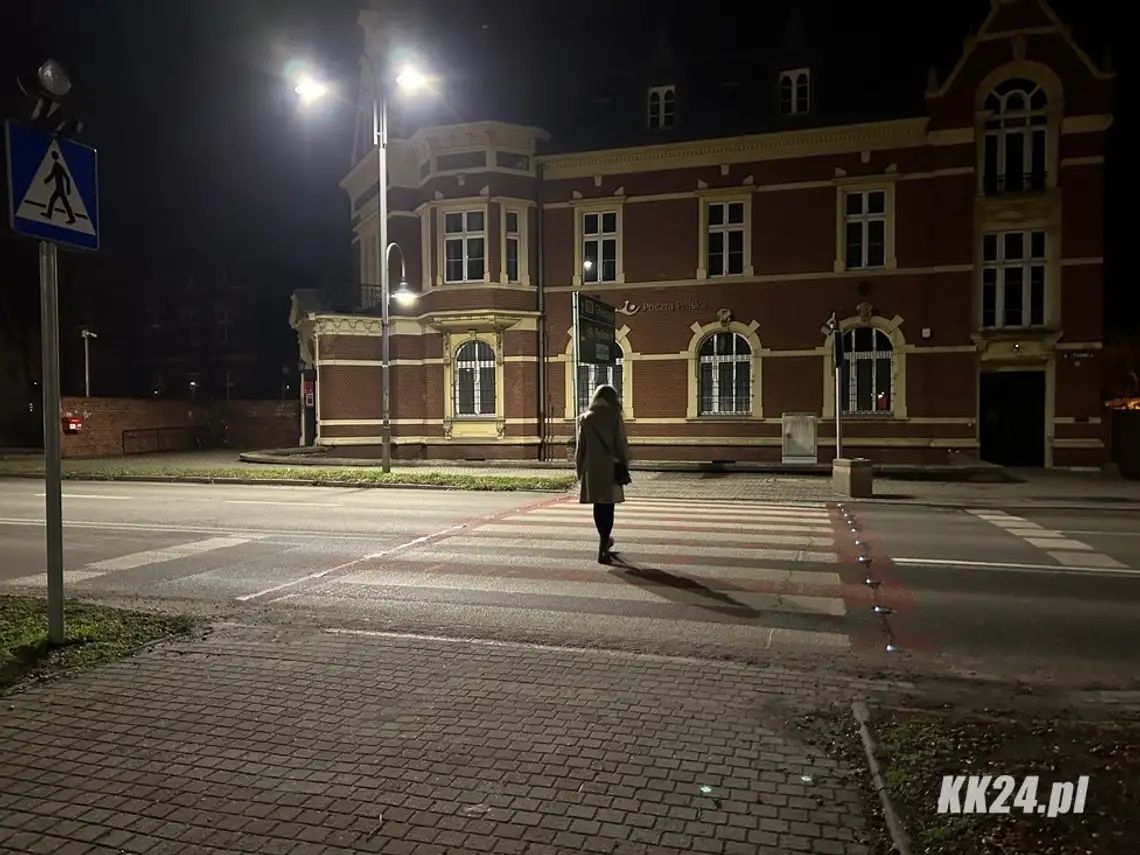 Inteligentne przejście dla pieszych przy ul. Ignacego Łukasiewicza w Koźlu nie działa prawidłowo