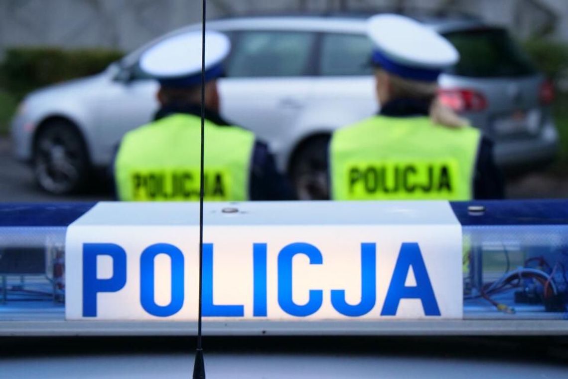 Pędził 103 km/h w terenie zabudowanym. Stracił prawo jazdy i zapłaci 2 tys. zł mandatu