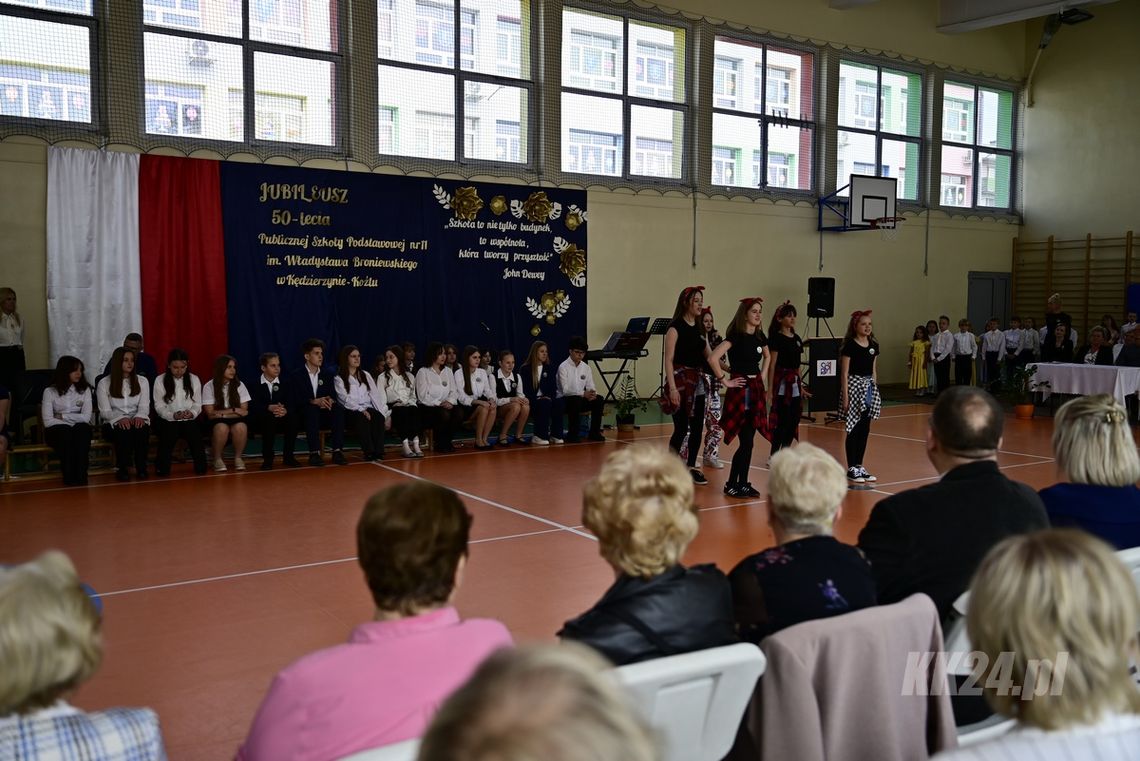 Pięćdziesiąt lat tradycji i wartości. Jubileusz PSP nr 11 w Kędzierzynie-Koźlu
