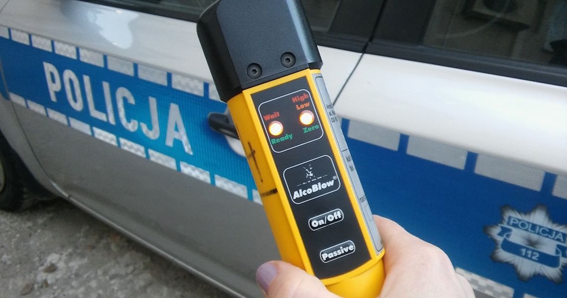 Pijany przyszedł do pracy, jego kierownik wezwał policję. 57-latek wydmuchał blisko 2,5 promila
