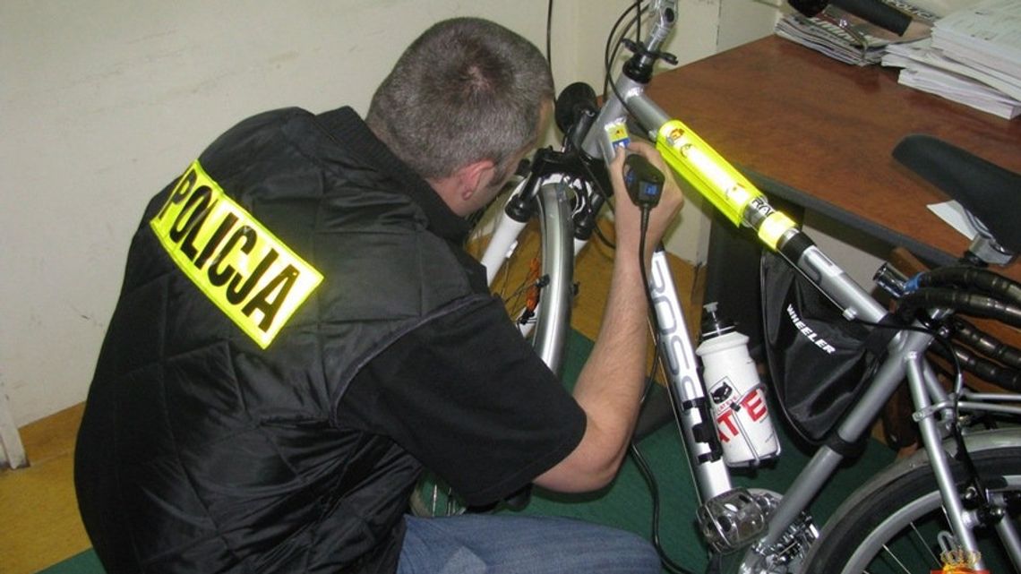 Plaga kradzieży rowerów w Kędzierzynie-Koźlu. Policja radzi, jak zabezpieczyć się przed złodziejami