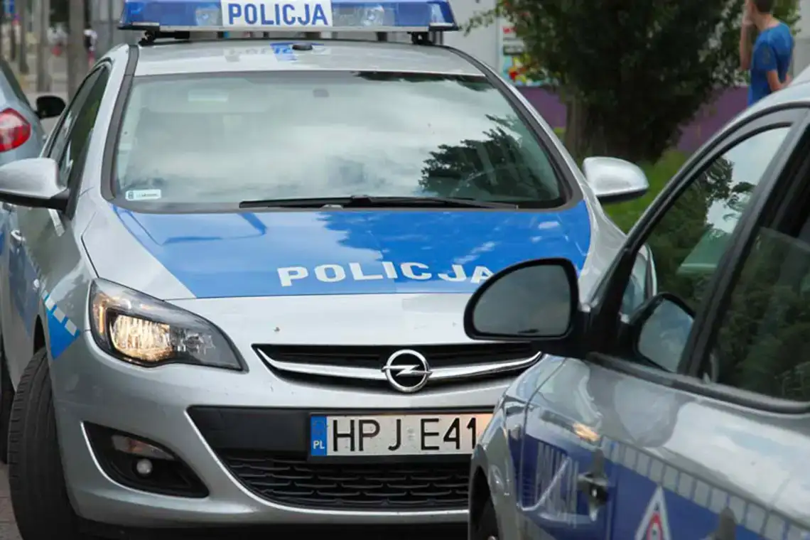 Policjanci szukają świadków wypadku na ulicy Kozielskiej z udziałem rowerzystki i pieszej