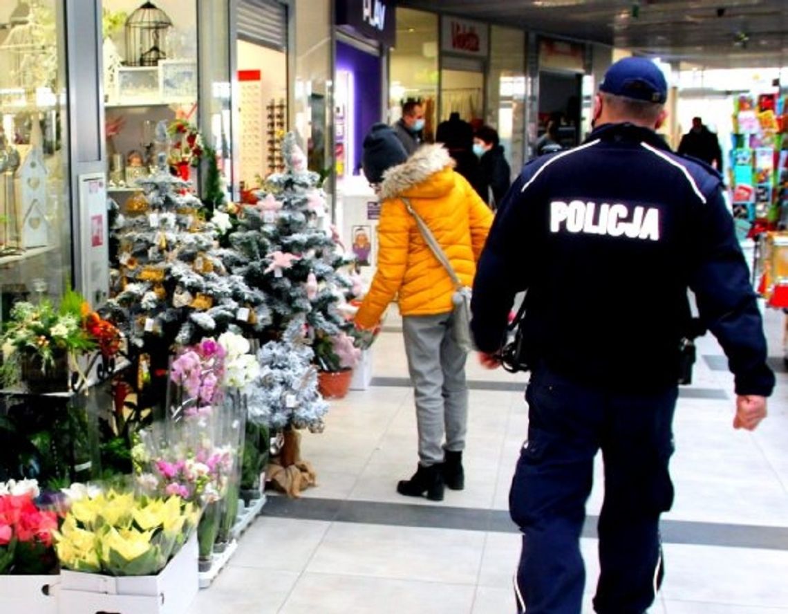 Policyjne porady na bezpieczne zakupy przedświąteczne