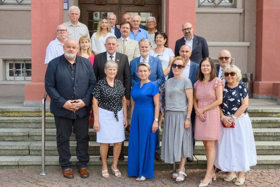 Pomoc humanitarna dla powiatu wyżnickiego. Delegacja z Ukrainy gościła na sesji Rady Powiatu