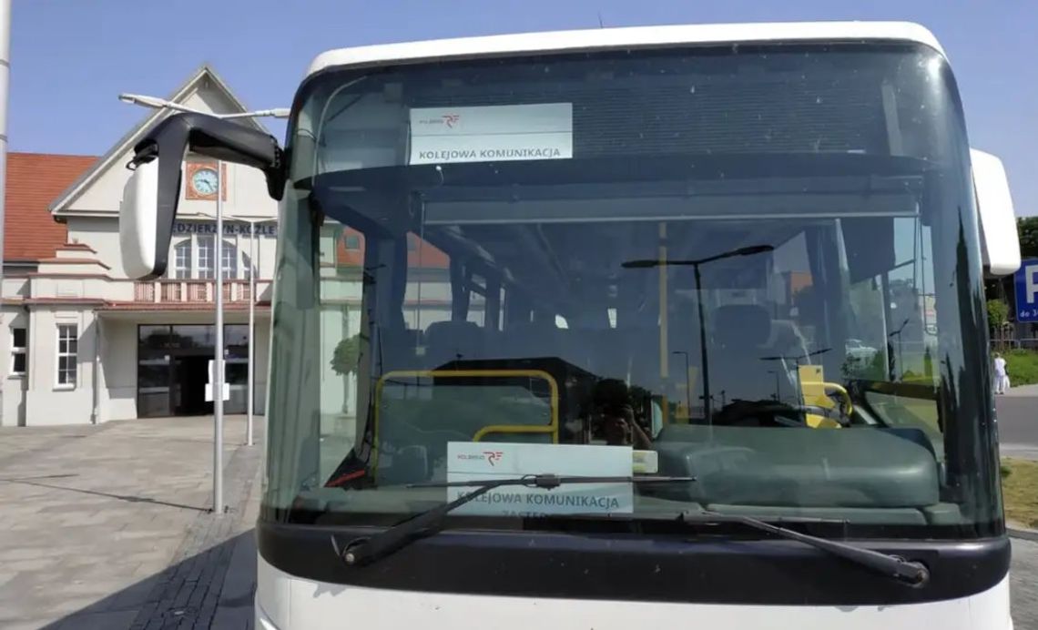 Poranny pociąg z Nysy będzie zastąpiony autobusami. Utrudnienia potrwają od września aż do grudnia