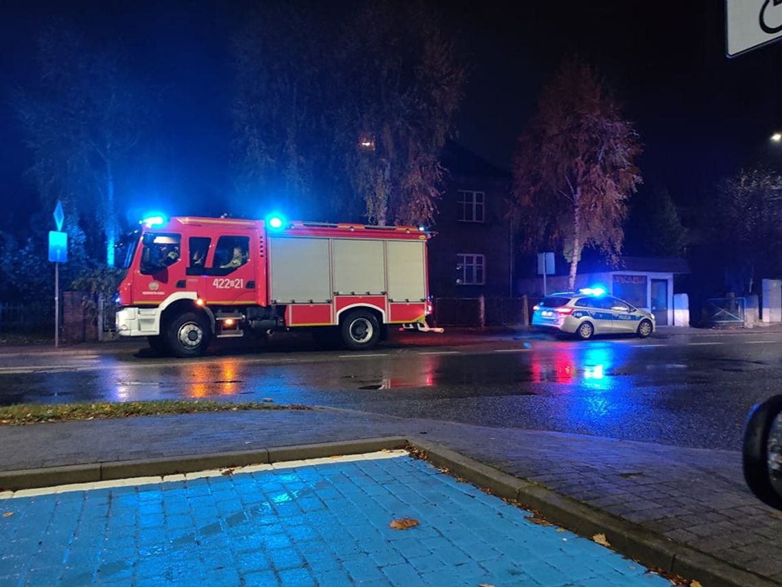 Potrącenie na przejściu dla pieszych przy szpitalu. Interwencja służb ratunkowych