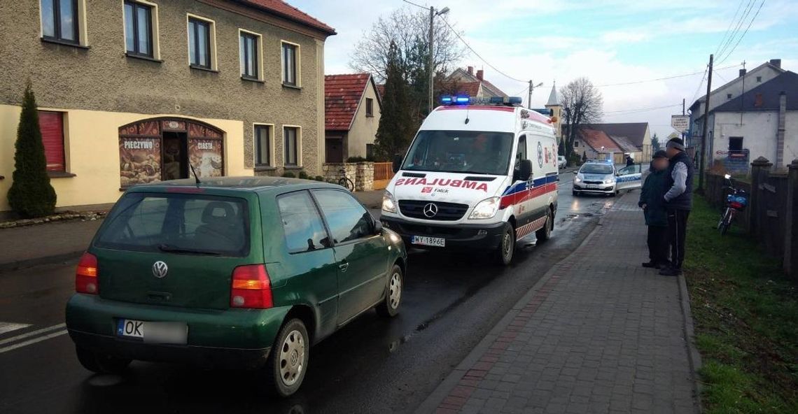 Potrącenie na przejściu dla pieszych w Reńskiej Wsi. Kobieta zabrana do szpitala