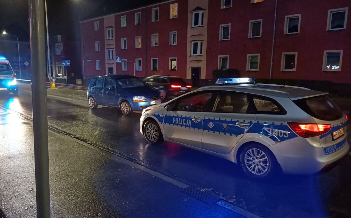 Potrącenie pieszej na przejściu dla pieszych. Policja poszukuje świadków wczorajszego wypadku na ulicy Kozielskiej