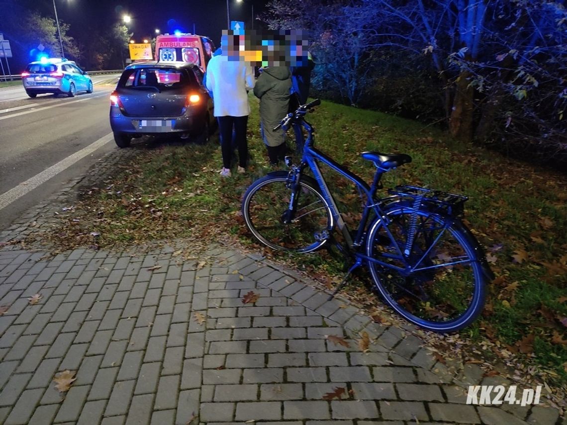 Potrącenie rowerzystki w rejonie ronda Grunwaldzkiego. 11-letnia dziewczyna trafiła pod opiekę ratowników