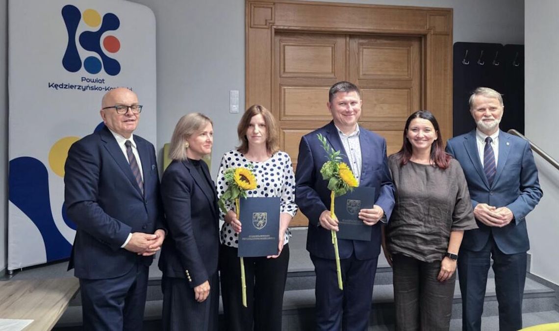 Powiatowe szkoły przed nowym rokiem. Są awanse nauczycieli i ważna decyzja dla ZS nr 3
