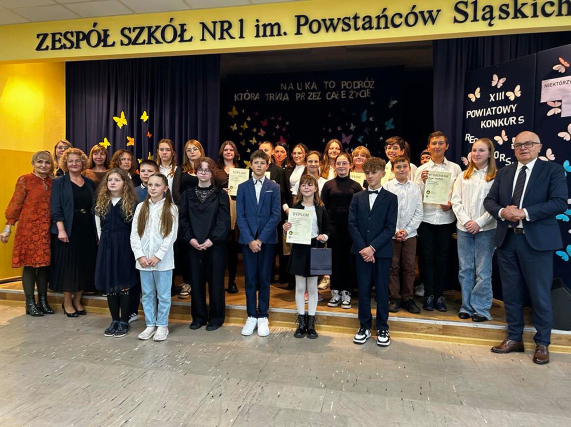 Powiatowy Konkurs Recytatorski w Zespole Szkół nr 1. Uczniowie mierzyli się z poezją Wisławy Szymborskiej
