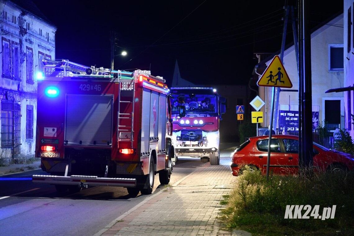 Pożar na składowisku drewna. Służby interweniowały w Bierawie