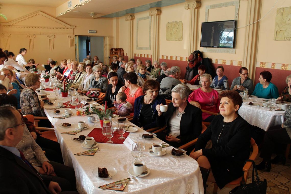 Prezydent Nowosielska w jaskini lwa: spotkała się z seniorami z UTW