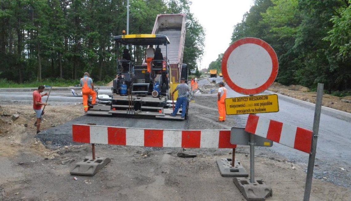 Problemy z remontem drogi wojewódzkiej w Starym Koźlu. Otwarcie później niż planowano